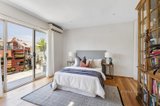 https://images.listonce.com.au/custom/160x/listings/417-martin-street-st-kilda-vic-3182/993/01345993_img_06.jpg?vj_Y68RREqY