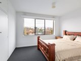 https://images.listonce.com.au/custom/160x/listings/417-oak-grove-ripponlea-vic-3185/129/00960129_img_04.jpg?RVt7WpSeiEo