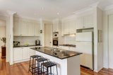 https://images.listonce.com.au/custom/160x/listings/417-peate-avenue-glen-iris-vic-3146/967/00449967_img_03.jpg?wbFJ7UZT38M