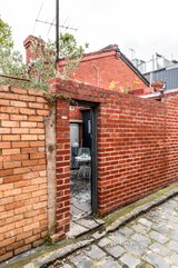 https://images.listonce.com.au/custom/160x/listings/417-queensberry-street-north-melbourne-vic-3051/410/01133410_img_13.jpg?CcJdhS9gEsw