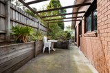 https://images.listonce.com.au/custom/160x/listings/417-wattle-avenue-montmorency-vic-3094/910/01330910_img_07.jpg?KIXgk06P3kw