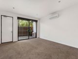 https://images.listonce.com.au/custom/160x/listings/4179-riversdale-road-hawthorn-vic-3122/031/01684031_img_02.jpg?ebaP3ykYjCI