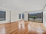 https://images.listonce.com.au/custom/160x/listings/4179-waiora-road-heidelberg-heights-vic-3081/971/01898971_img_03.jpg?RVMtiWKdHRk
