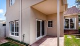 https://images.listonce.com.au/custom/160x/listings/418-20-saladin-avenue-glen-waverley-vic-3150/203/01970203_img_03.jpg?iEYOZDwHd2U