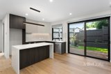https://images.listonce.com.au/custom/160x/listings/418-leon-avenue-rosanna-vic-3084/902/01887902_img_02.jpg?vFODVXmnmDU
