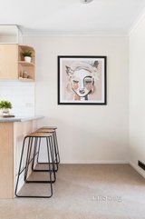 https://images.listonce.com.au/custom/160x/listings/4181-185-grimshaw-street-greensborough-vic-3088/358/01303358_img_04.jpg?6SMvPzfK3Fw