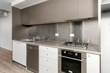 https://images.listonce.com.au/custom/160x/listings/4181-bay-street-port-melbourne-vic-3207/803/01815803_img_02.jpg?nN9UB4BfyPU
