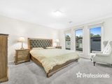 https://images.listonce.com.au/custom/160x/listings/4185-lincoln-road-croydon-vic-3136/933/01525933_img_06.jpg?ZsjKcp4ZAqM