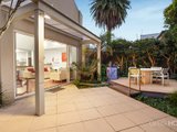 https://images.listonce.com.au/custom/160x/listings/4194-page-street-middle-park-vic-3206/243/01090243_img_09.jpg?62AtSgy4QuY