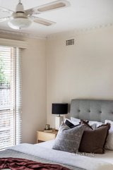 https://images.listonce.com.au/custom/160x/listings/41a-chesterville-drive-bentleigh-east-vic-3165/585/01269585_img_08.jpg?RZ55gXAtc44