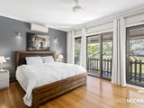 https://images.listonce.com.au/custom/160x/listings/41a-hobson-street-newport-vic-3015/463/01203463_img_07.jpg?rrpYoamrPrY