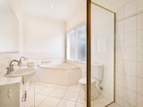 https://images.listonce.com.au/custom/160x/listings/41a-pembroke-street-surrey-hills-vic-3127/812/01684812_img_07.jpg?zqEwBsCRJzE