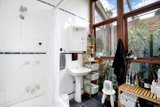 https://images.listonce.com.au/custom/160x/listings/42-adam-street-burnley-vic-3121/179/01922179_img_06.jpg?JFsioEngb0U