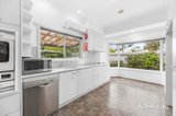 https://images.listonce.com.au/custom/160x/listings/42-albert-street-creswick-vic-3363/647/01820647_img_06.jpg?d_otaIlymHM