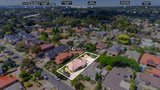 https://images.listonce.com.au/custom/160x/listings/42-bizley-street-mount-waverley-vic-3149/933/01660933_img_10.jpg?xEP09lKpUYM