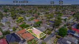https://images.listonce.com.au/custom/160x/listings/42-bizley-street-mount-waverley-vic-3149/933/01660933_img_11.jpg?6pRw035H9-Y