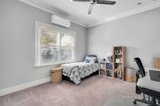 https://images.listonce.com.au/custom/160x/listings/42-challis-street-newport-vic-3015/841/01579841_img_14.jpg?fYg9pUVXS4g