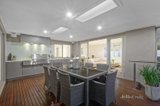 https://images.listonce.com.au/custom/160x/listings/42-davis-street-kew-vic-3101/589/01366589_img_15.jpg?l5F3tEJqlRU