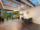 https://images.listonce.com.au/custom/160x/listings/42-de-havilland-avenue-strathmore-heights-vic-3041/672/00847672_img_05.jpg?0pNioHoS7k8