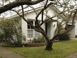 https://images.listonce.com.au/custom/160x/listings/42-evans-road-kew-vic-3101/282/01684282_img_01.jpg?2JOEkQtyI6g