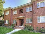 https://images.listonce.com.au/custom/160x/listings/42-glen-arm-road-glen-iris-vic-3146/815/01794815_img_03.jpg?okMgHXSLbEg
