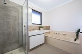 https://images.listonce.com.au/custom/160x/listings/42-goulburn-drive-rowville-vic-3178/214/01659214_img_10.jpg?W3GCyifGm9Q