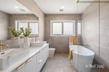 https://images.listonce.com.au/custom/160x/listings/42-harrison-street-mitcham-vic-3132/131/01986131_img_11.jpg?ZyUN7fapDds