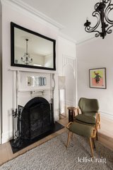 https://images.listonce.com.au/custom/160x/listings/42-hotham-street-collingwood-vic-3066/823/01969823_img_04.jpg?22wcWEalrz0