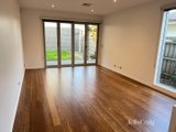https://images.listonce.com.au/custom/160x/listings/42-junction-street-newport-vic-3015/212/01773212_img_11.jpg?3M7lBhasH2A