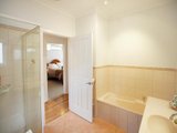 https://images.listonce.com.au/custom/160x/listings/42-kenny-street-balwyn-north-vic-3104/776/01683776_img_05.jpg?6YBafzpMhiQ