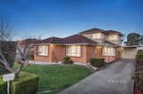 https://images.listonce.com.au/custom/160x/listings/42-kingswood-avenue-mount-waverley-vic-3149/596/01429596_img_01.jpg?-7oBTG-PREg