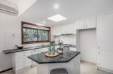 https://images.listonce.com.au/custom/160x/listings/42-knights-drive-glen-waverley-vic-3150/193/01406193_img_04.jpg?7fOYgKXCha8