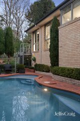 https://images.listonce.com.au/custom/160x/listings/42-lanier-crescent-croydon-north-vic-3136/407/01973407_img_14.jpg?l2nSyNmx6SE