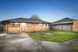https://images.listonce.com.au/custom/160x/listings/42-lebanon-crescent-mulgrave-vic-3170/626/01978626_img_03.jpg?ZINgfvePBO8