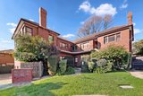 https://images.listonce.com.au/custom/160x/listings/42-linton-court-hawthorn-east-vic-3123/600/01943600_img_01.jpg?aO9yC482jmE
