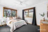 https://images.listonce.com.au/custom/160x/listings/42-lynnbrae-avenue-hurstbridge-vic-3099/499/01740499_img_15.jpg?oXgpXdh5Vp8