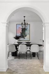 https://images.listonce.com.au/custom/160x/listings/42-martin-street-brighton-vic-3186/316/01978316_img_05.jpg?Mqxtw1UhNzw