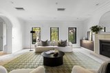 https://images.listonce.com.au/custom/160x/listings/42-martin-street-brighton-vic-3186/316/01978316_img_23.jpg?LhARNWJSlac