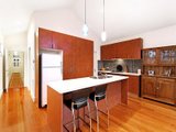 https://images.listonce.com.au/custom/160x/listings/42-mary-street-kew-vic-3101/837/01684837_img_03.jpg?EBgatzIkRgw