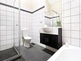 https://images.listonce.com.au/custom/160x/listings/42-mary-street-kew-vic-3101/837/01684837_img_05.jpg?_a_ix2iFNxg