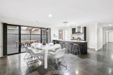 https://images.listonce.com.au/custom/160x/listings/42-moorhen-drive-lara-vic-3212/952/00816952_img_04.jpg?ajzXQC6ptug