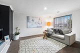 https://images.listonce.com.au/custom/160x/listings/42-moorhen-drive-lara-vic-3212/952/00816952_img_05.jpg?cX-BJIh-aEA