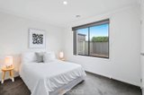 https://images.listonce.com.au/custom/160x/listings/42-moorhen-drive-lara-vic-3212/952/00816952_img_10.jpg?y6SWxo_b-WA