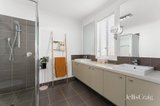 https://images.listonce.com.au/custom/160x/listings/42-oakbank-drive-mount-helen-vic-3350/987/01934987_img_14.jpg?TSQfBY8kiqU
