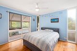 https://images.listonce.com.au/custom/160x/listings/42-old-kent-road-mooroolbark-vic-3138/053/01841053_img_09.jpg?nVJr2Dpy1sQ