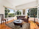 https://images.listonce.com.au/custom/160x/listings/42-orchard-crescent-mont-albert-north-vic-3129/644/01684644_img_03.jpg?bE7PovWOfxg
