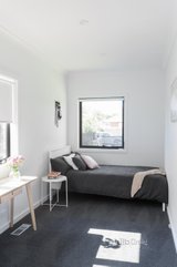 https://images.listonce.com.au/custom/160x/listings/42-paloma-street-bentleigh-east-vic-3165/939/01006939_img_11.jpg?ZbzoIoYDCwc