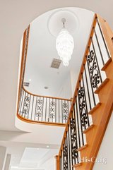 https://images.listonce.com.au/custom/160x/listings/42-panoramic-grove-glen-waverley-vic-3150/947/01947947_img_13.jpg?S6MJKVmSkYM