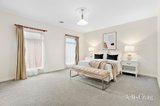 https://images.listonce.com.au/custom/160x/listings/42-panoramic-grove-glen-waverley-vic-3150/947/01947947_img_19.jpg?2XIJbfXN2-4