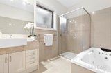 https://images.listonce.com.au/custom/160x/listings/42-panoramic-grove-glen-waverley-vic-3150/947/01947947_img_20.jpg?JNzaGWqMkog